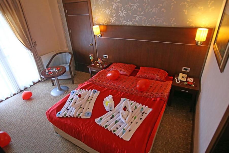 Queen Thermal Resort Hotel Emet Eksteriør billede