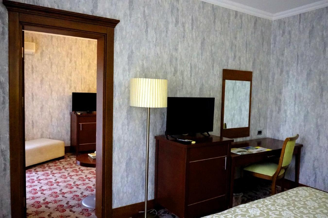 Queen Thermal Resort Hotel Emet Eksteriør billede